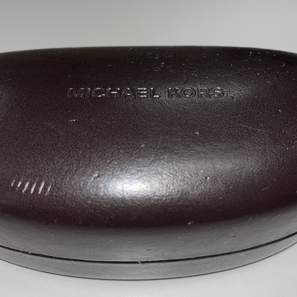 Michael Kors large hard brown case with cleaning cloth - Picture 2 of 8